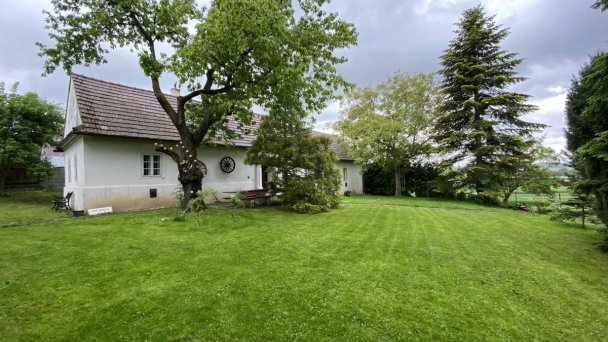 Romantická chalúpka na polosamote Plavecký Peter 19