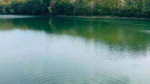 Romantika pri jazere Štiavnické Bane 30