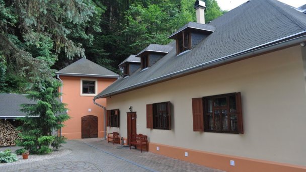 Chata Srdiečko Hodruša - Hámre 12 Chata Srdiečko Hodruša - Hámre 12