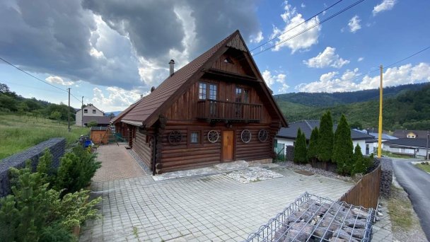 Drevený zrub Oščadnica 7
