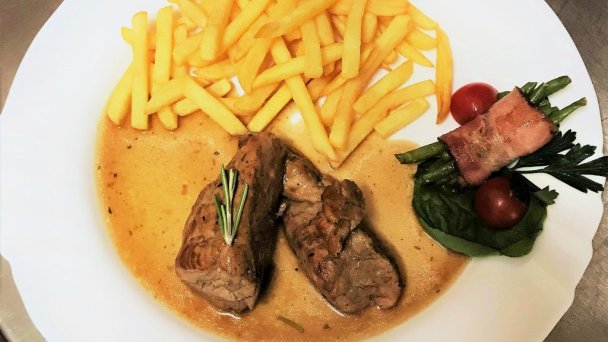 Penzión a pizzeria u Šujana Lysica 18 Penzión a pizzeria u Šujana Lysica 18
