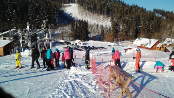 Vínna pivnica Makov 9 Vínna pivnica Makov 9