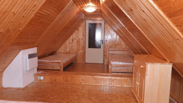 Drevenice Živčáková Korňa 8