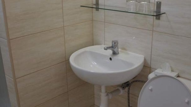 Hotel Družba UK Bratislava 20