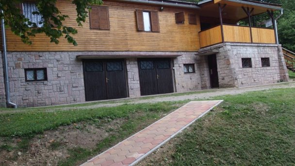 Chata Hydrometal Tále 15