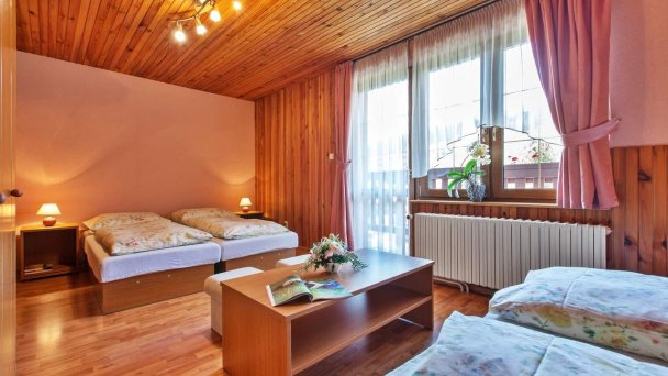 Vila Flavia Čierny Balog 43