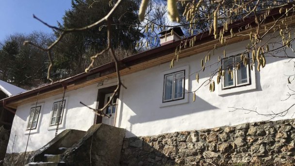 Poštárova cesta - banícky domček Birnbaum Hodruša - Hámre 12