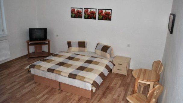 Ubytovanie pod Vtáčnikom Kľak 25 Ubytovanie pod Vtáčnikom Kľak 25
