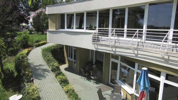 Hotel Zátoka Senec 13