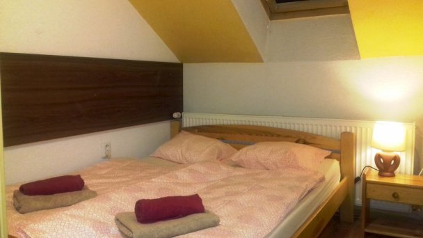 Apart Hotel VILLA IVICA  Záhorská Bystrica 25