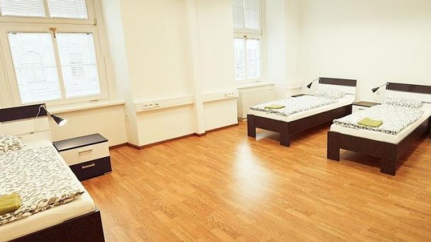Hostel Folks Bratislava 23