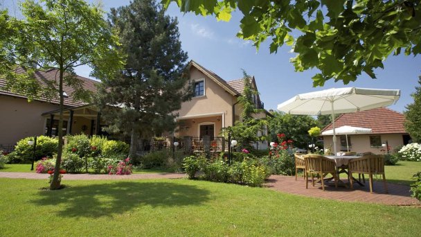 Penzión Villa Rosa Dunajská Streda 16