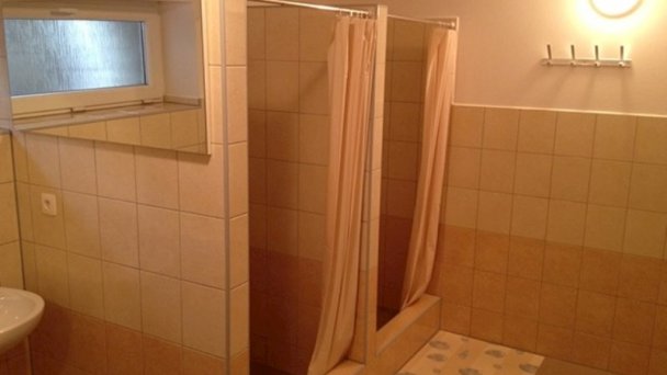 Ubytovňa Dama Sereď 26