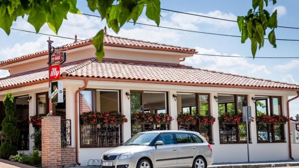 Corvin Pension & Restaurant Veľký Meder 26