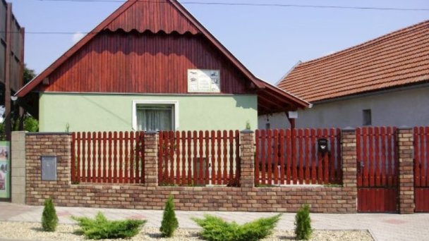 Zelený domček Veľký Meder 24 Zelený domček Veľký Meder 24