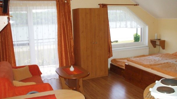 Vila Adria Moča 25