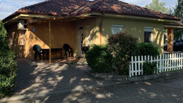 Villa Gracia Patince 34