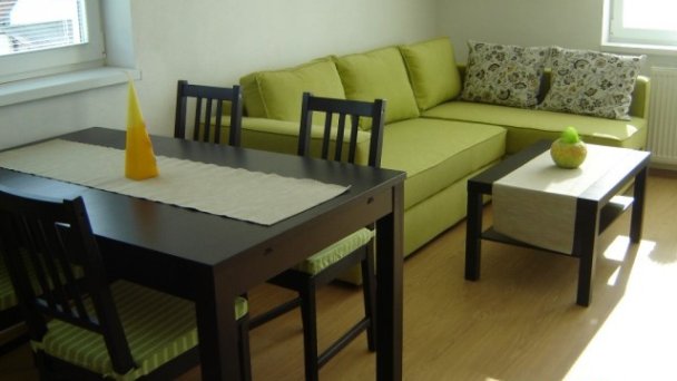 Slnečný apartmán Podhájska 3 Slnečný apartmán Podhájska 3