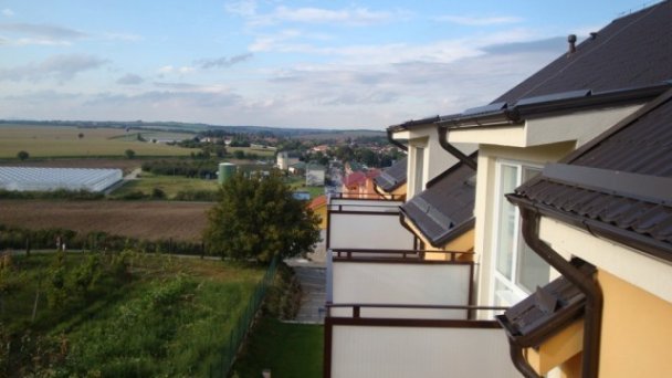 Slnečný apartmán Podhájska 6 Slnečný apartmán Podhájska 6