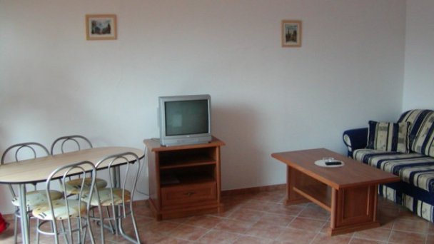 Kamenný dom Podhájska 16