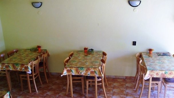 Penzión Fialový dom Podhájska 6