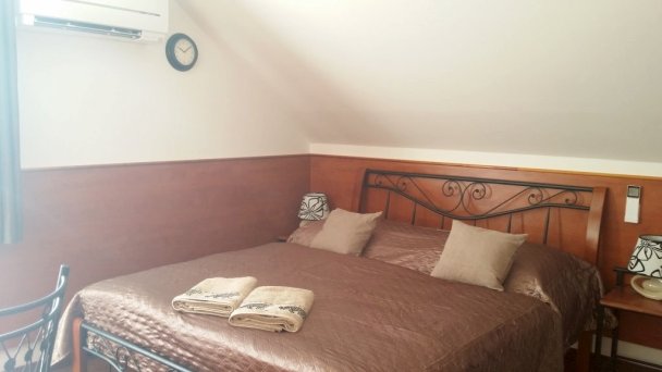 Gazdovský dvor Podhájska 21