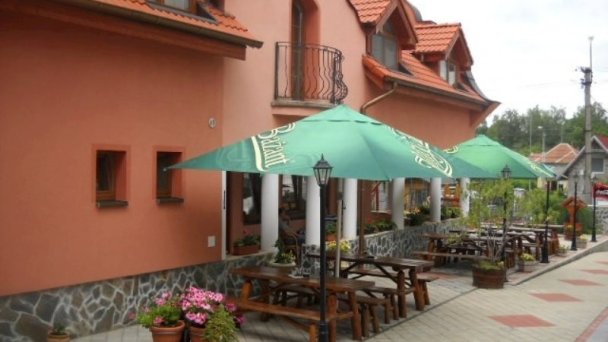 Penzión Castel Podhájska 3