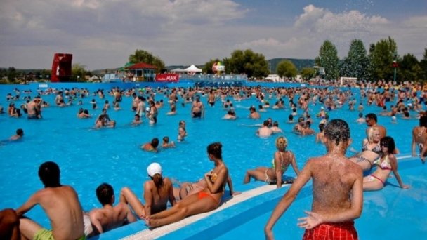 Chata Stela West Štúrovo 30