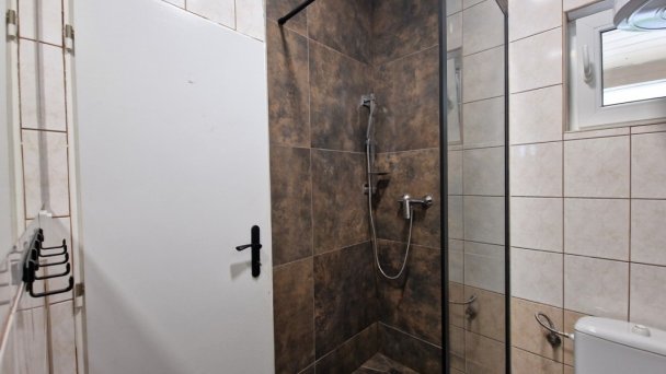 Chata Stela West Štúrovo 12