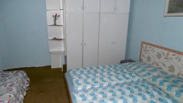 Ubytovanie Starý orech Štúrovo 18 Ubytovanie Starý orech Štúrovo 18