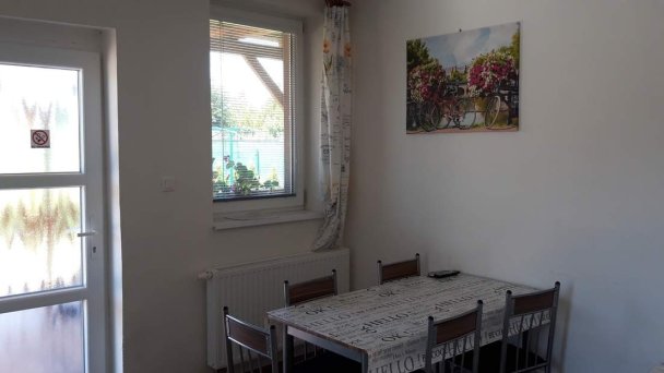 Apartmánový dom Flower Bike Štúrovo 11