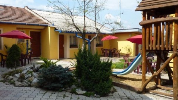 Penzión Akvamarin Štúrovo 9