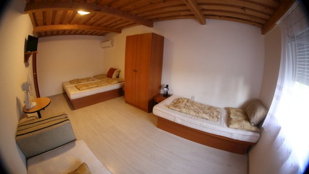 Apartmány a štúdiá AQUA Štúrovo 70