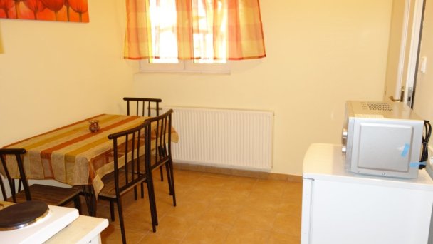 Apartmány La Familia Štúrovo 28