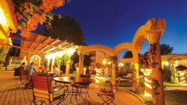 Hotel Bow Garden Komárno 3 Hotel Bow Garden Komárno 3