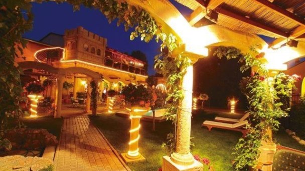 Hotel Bow Garden Komárno 9 Hotel Bow Garden Komárno 9