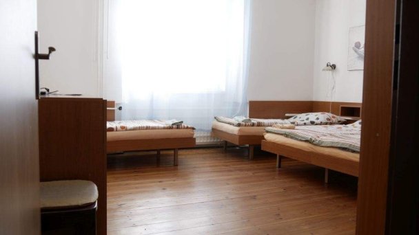 Penzión pod čerešňou, Penzión Sedliacky dvor a Penzión Šipošov dvor Štúrovo 18