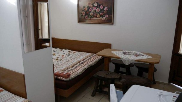 Penzión pod čerešňou, Penzión Sedliacky dvor a Penzión Šipošov dvor Štúrovo 24