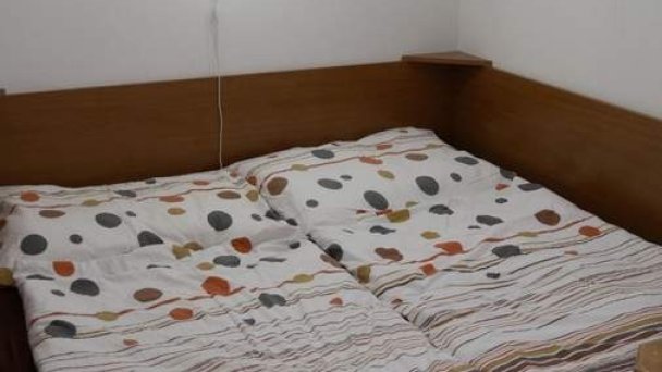 Penzión pod čerešňou, Penzión Sedliacky dvor a Penzión Šipošov dvor Štúrovo 25