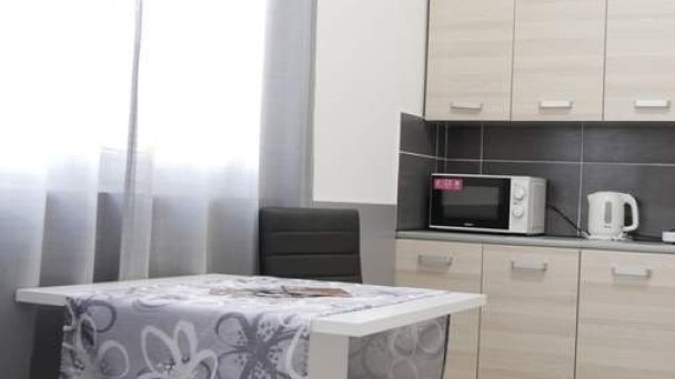 Penzión pod čerešňou, Penzión Sedliacky dvor a Penzión Šipošov dvor Štúrovo 29