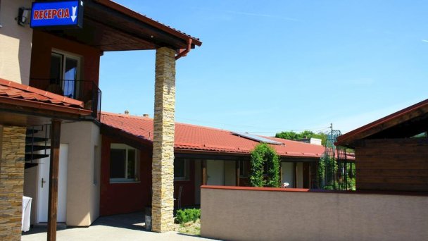 Penzión Rudolf Nedožery - Brezany 30