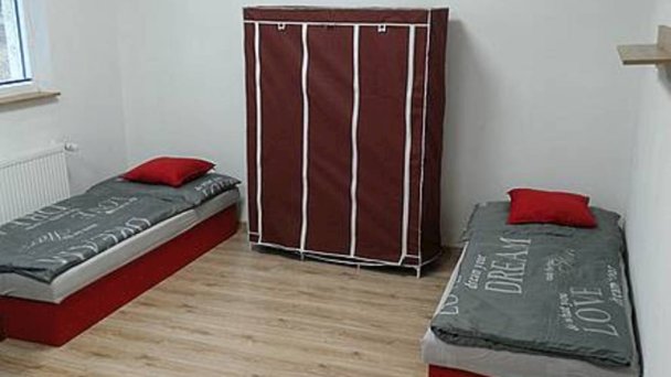Ubytovňa Queen Nováky 42