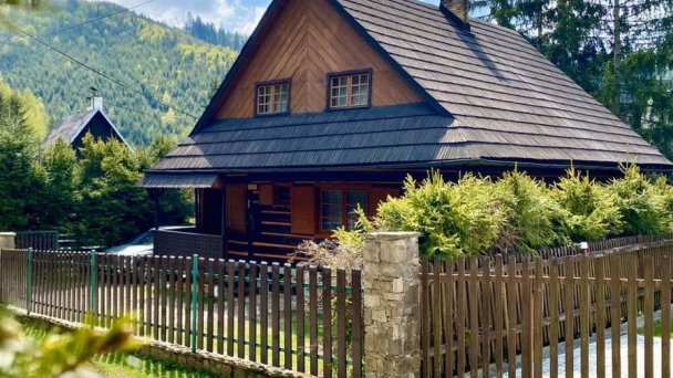 Chalupa pri potôčiku Oščadnica 16