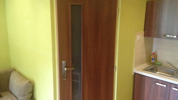 U starej mamy Podhájska 26